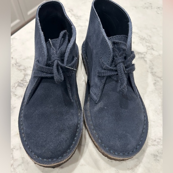 Jcrew Macalister suede navy book.  excellent condition, worn once. Size: K13 - Picture 1 of 4